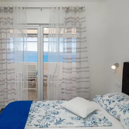 Seaside Deluxe * Jesenice (Split-Dalmatia)